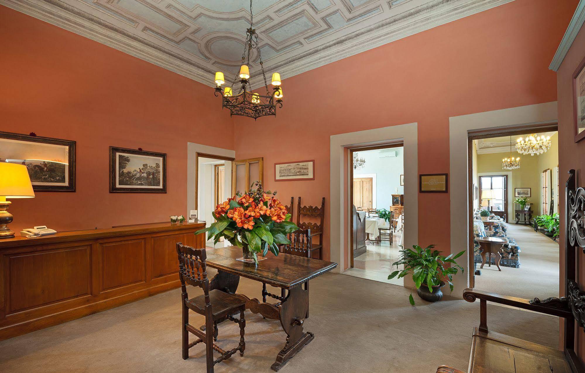 Hotel Palazzo Guadagni Флоренция Экстерьер фото
