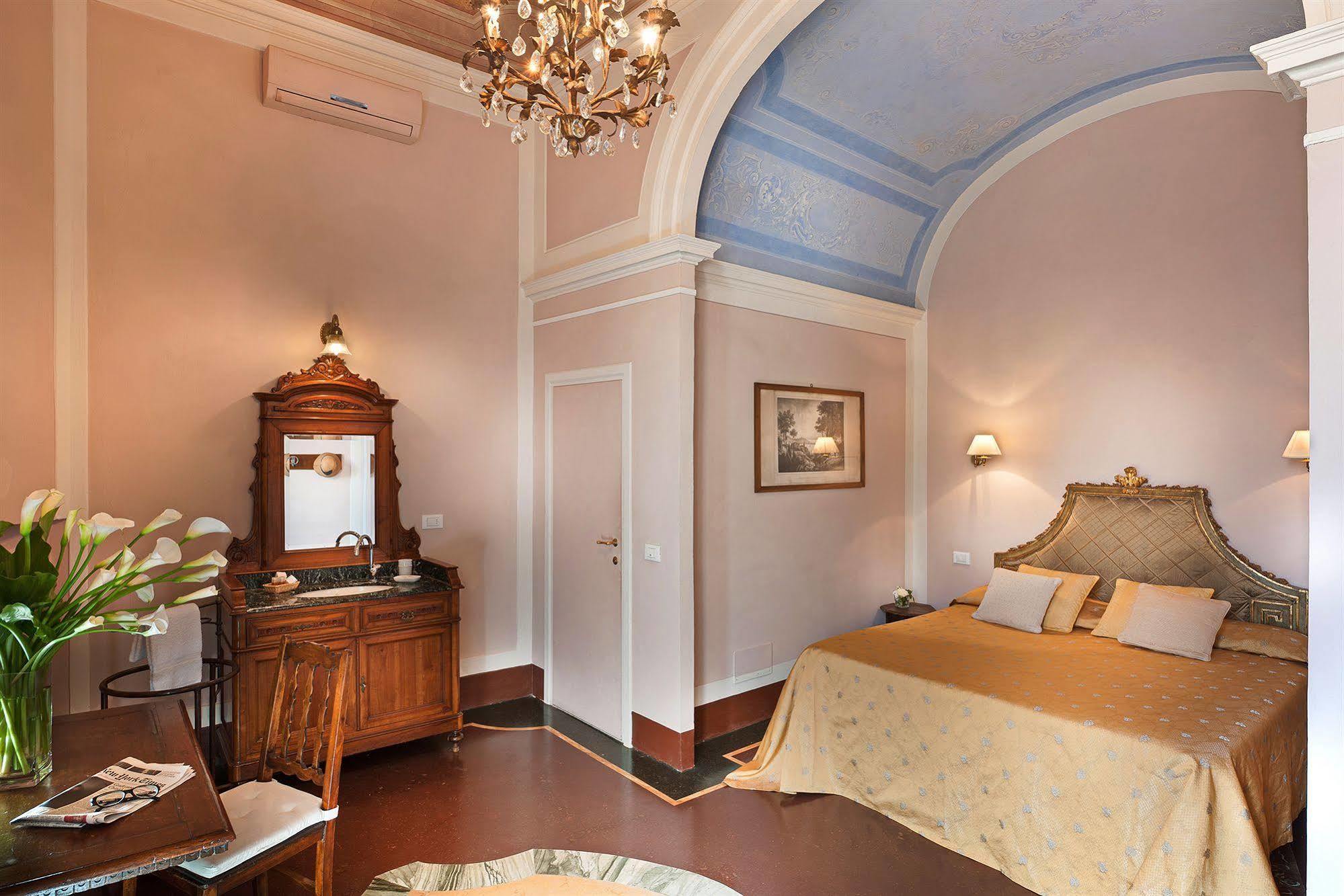 Hotel Palazzo Guadagni Флоренция Экстерьер фото